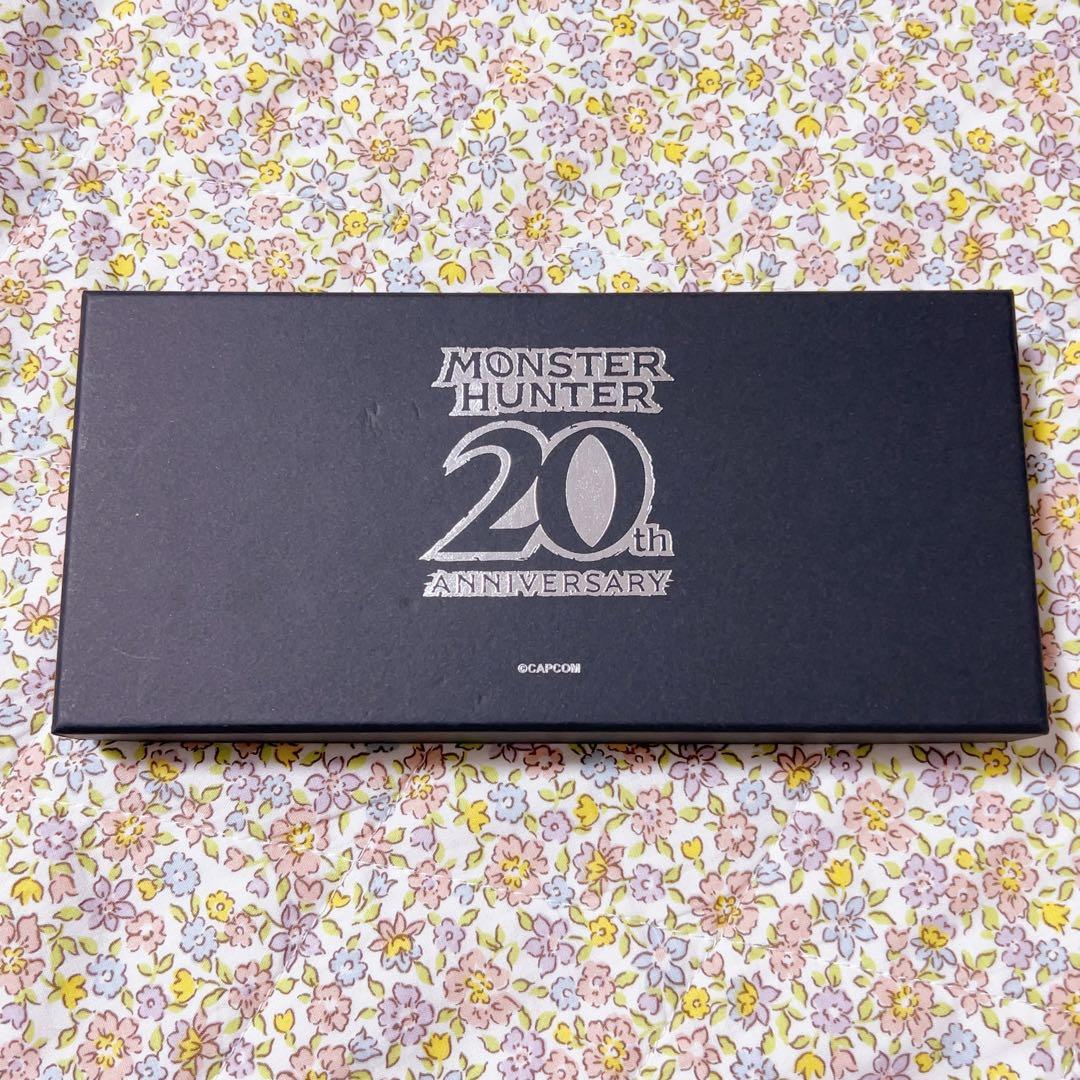 モンスターハンター カプコンカフェ 20周年記念 ピンズセット モンハン