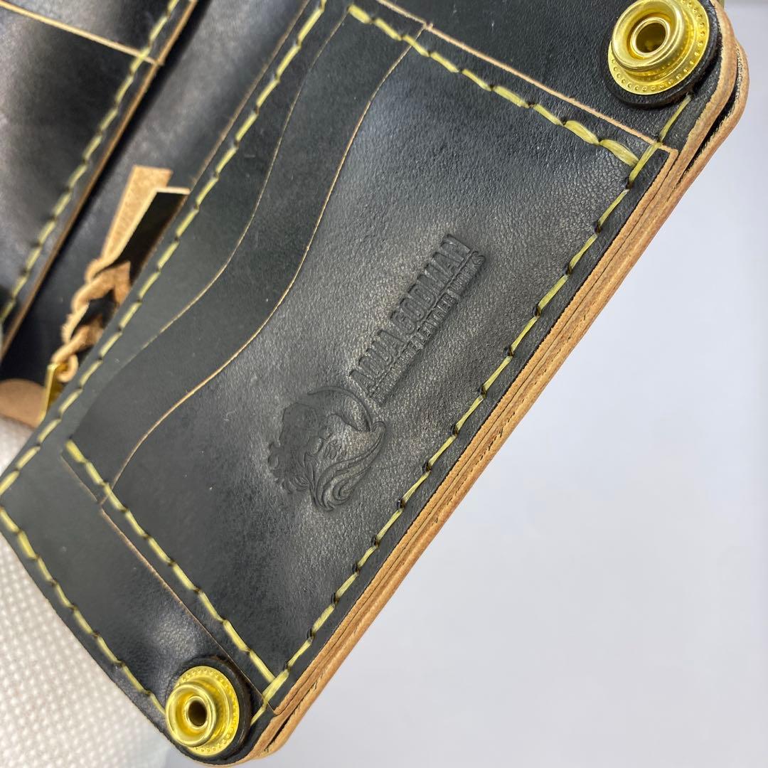 折らずお札収納 真鍮 丘染めブラックの無骨トラッカーウォレット