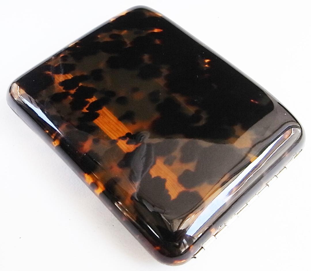 宮内庁御用達・江崎鼈甲店☆鼈甲（べっ甲）・シガーケース・シガレット