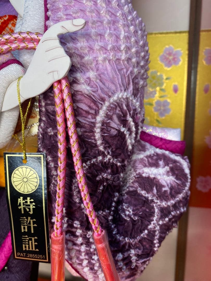 羽子板　立体振袖　ガラスケース１５号・サイズ間口約３２×奥行約２８×高さ約６３㎝