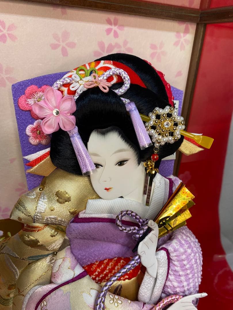 羽子板　立体振袖　ガラスケース１５号・サイズ間口約３２×奥行約２８×高さ約６３㎝