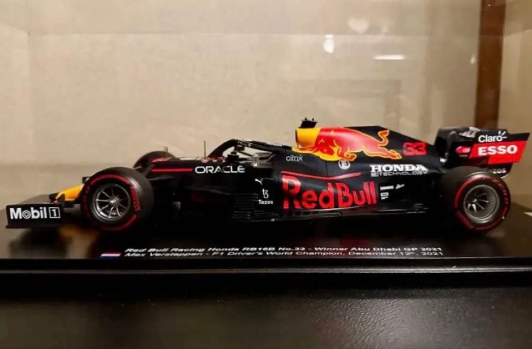 SMC別注spark RB16B アブダビGP フェルスタッペン Amazon | Spark 1/18 Red Bull RB16B Abu Dhabi World Champion 2021