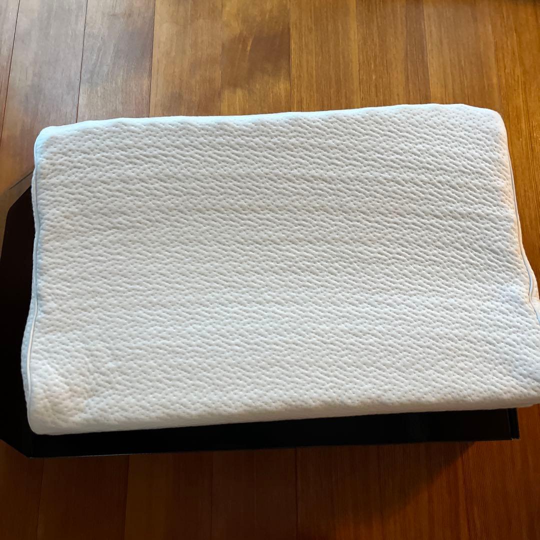 ヒツジのいらない枕　至極（スタンダード〕 カバー付き、箱付きHT-001 正規品