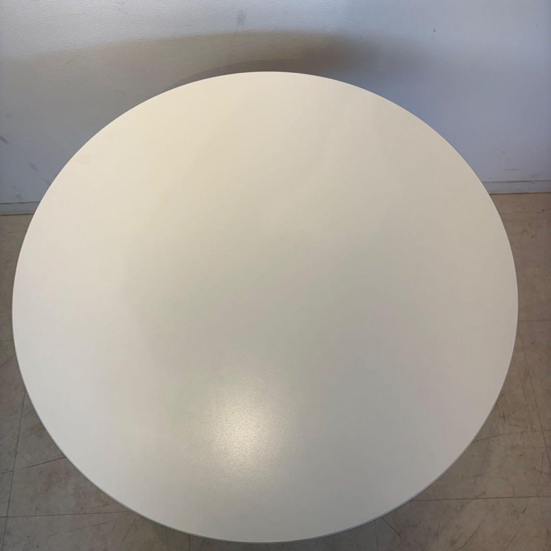 丸テーブル　ホワイト　カフェテーブル