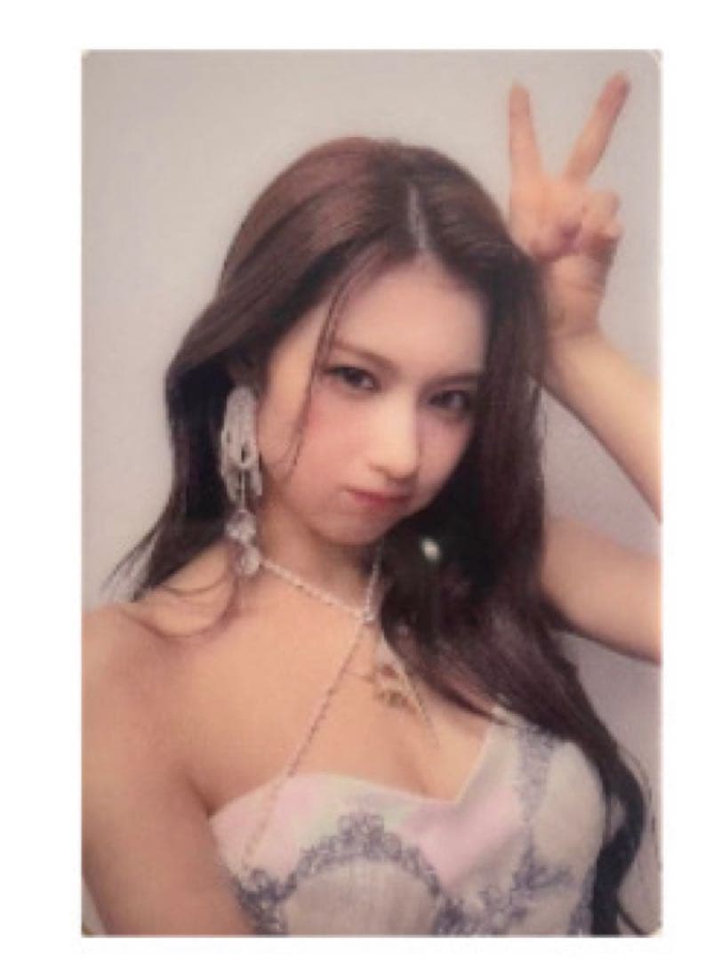 TWICE DIVE サナ 777 TWICE『DIVE』MV Teaser -SANA- - YouTube