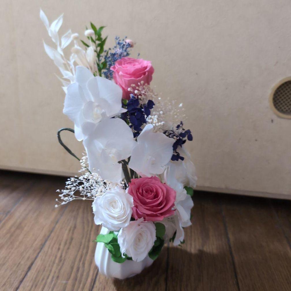 極上フラワーアレンジ　 プリザーブドフラワー　胡蝶蘭　造花無し