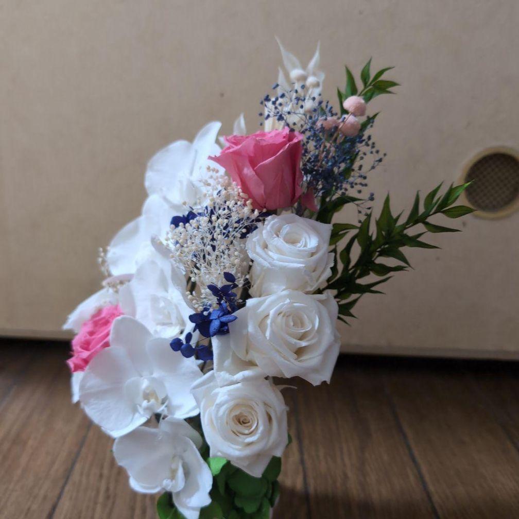 極上フラワーアレンジ　 プリザーブドフラワー　胡蝶蘭　造花無し