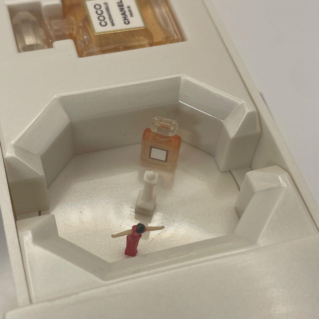 新品未使用品 ♡CHANEL✨ ノベルティ ココマドモアゼル オルゴール 不動