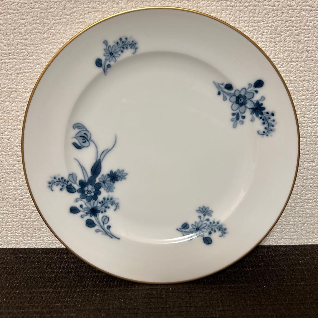 大倉陶園　ブルーフラワー　ハンドデコレーテッド　　デザートプレート　19.5cm