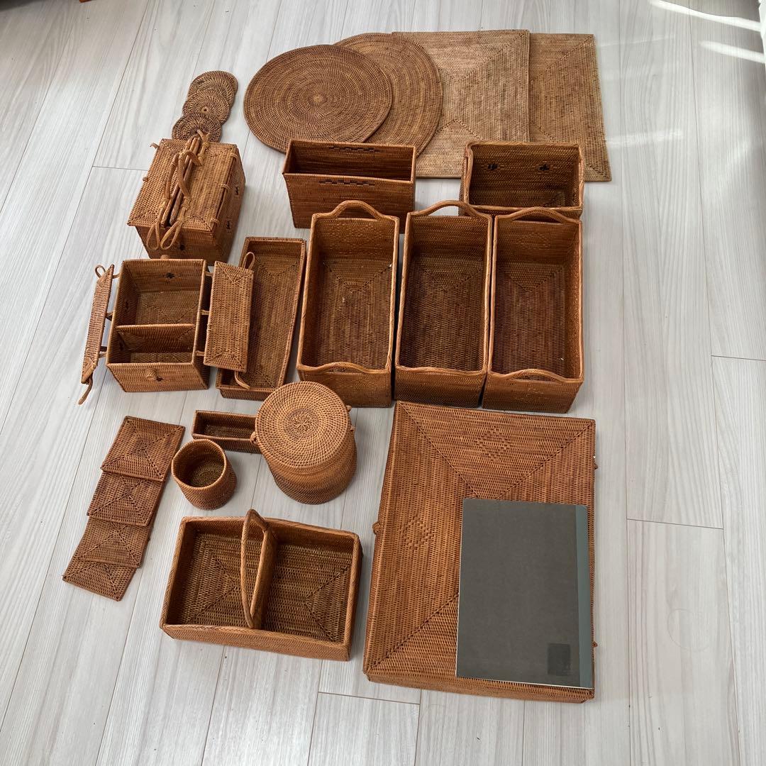 天然素材 バリ島アタ製品　バスケット　カゴ　ランチョンマット他　全25点セット
