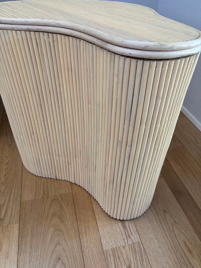 北欧インテリア　Ferm Living (ファームリビング) サイドテーブル