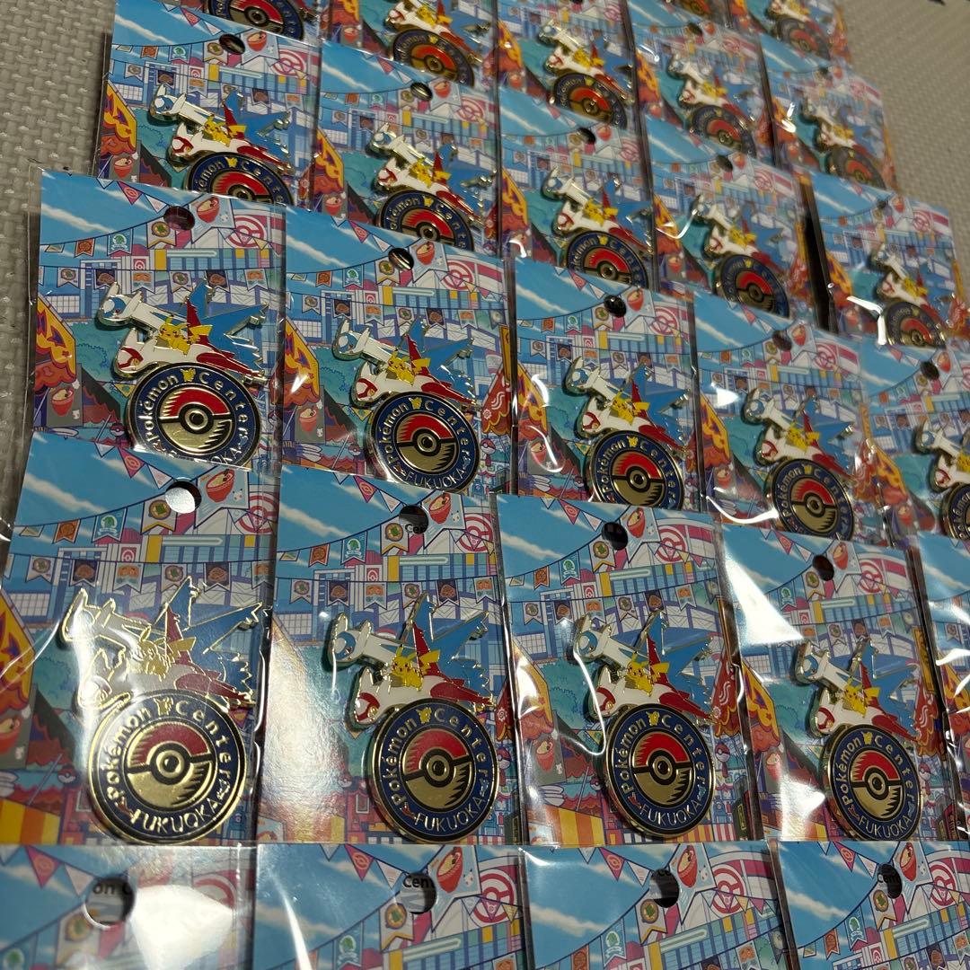ポケモンセンターフクオカ ピンズ ポケセン ピカチュウ ラティオス