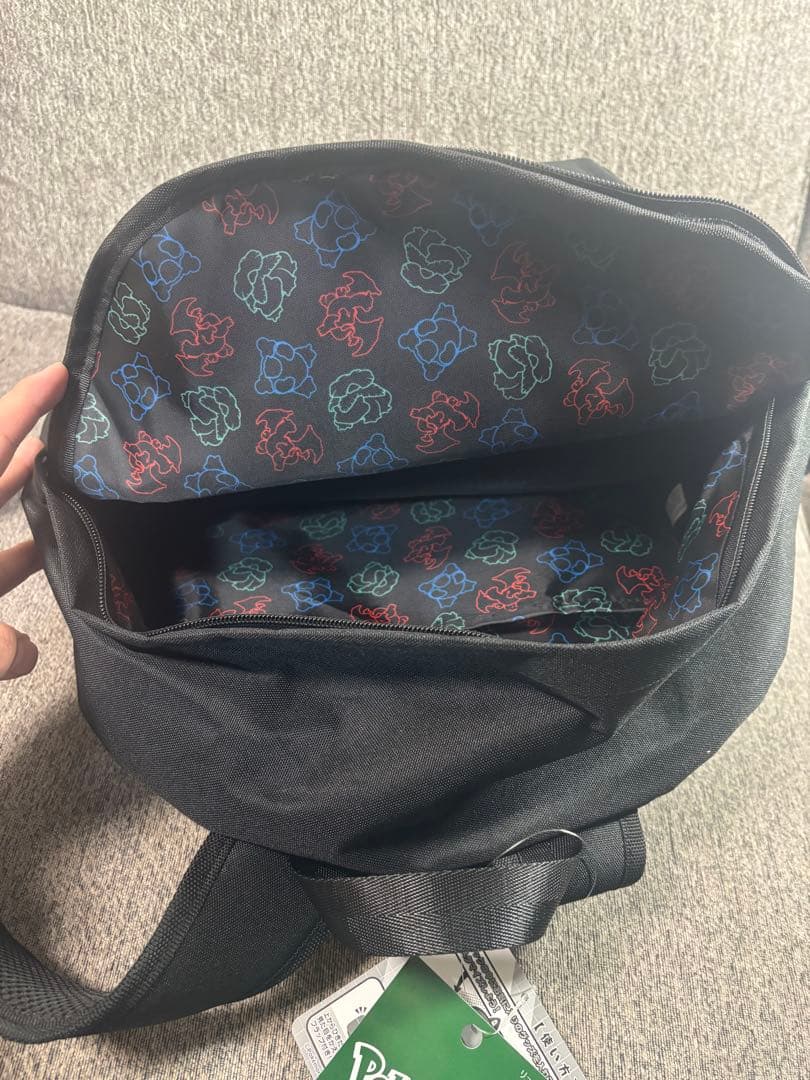 【ポケパークカントー限定】公式 リュック　モンスターボール柄 タグ付き 未使用