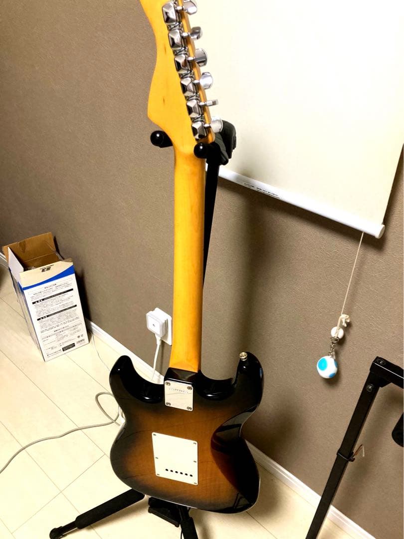 本日終了】フェルナンデス ストラトサンバースト1998年 - メルカリ