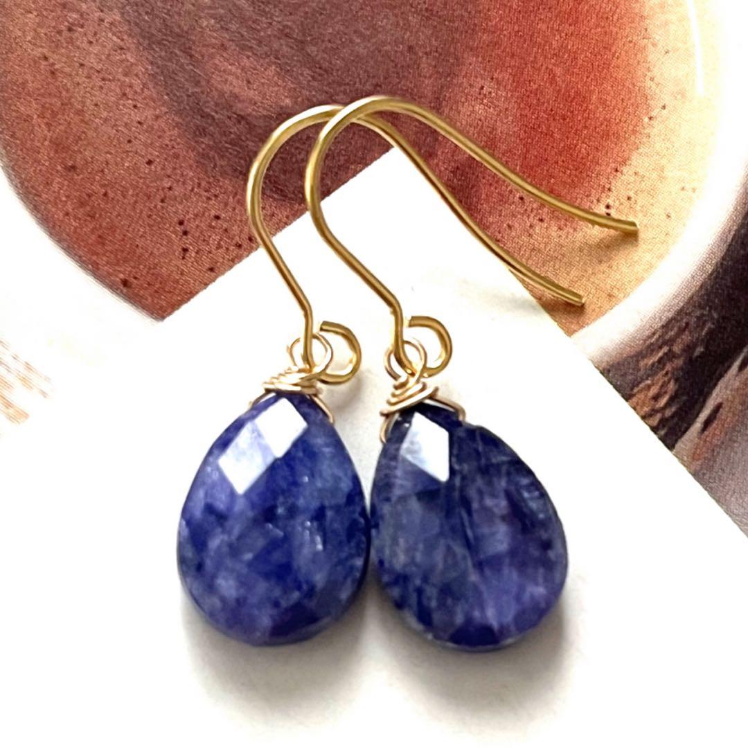 ちか☺︎ 1点作品☆ レインボームーンストーンピアス