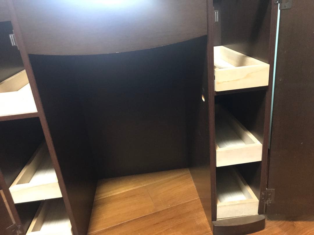 大塚家具　ドレッサー、エメリーWRAPTOP