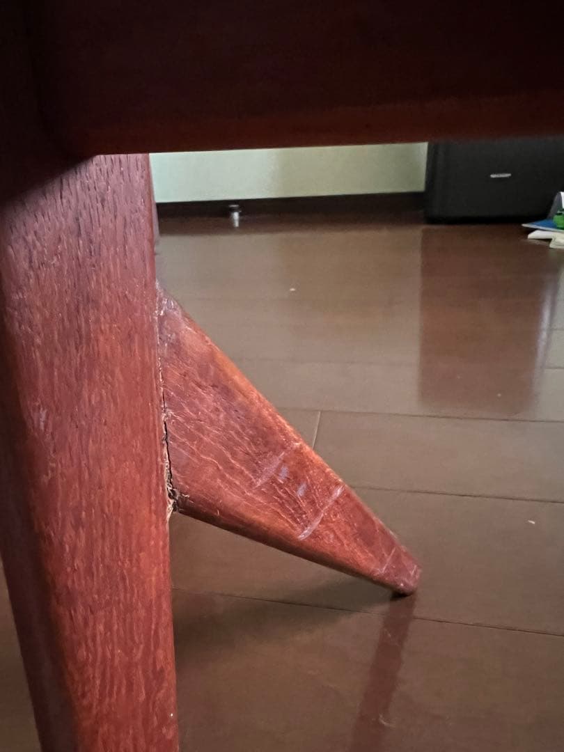 北欧ヴィンテージドレッサー