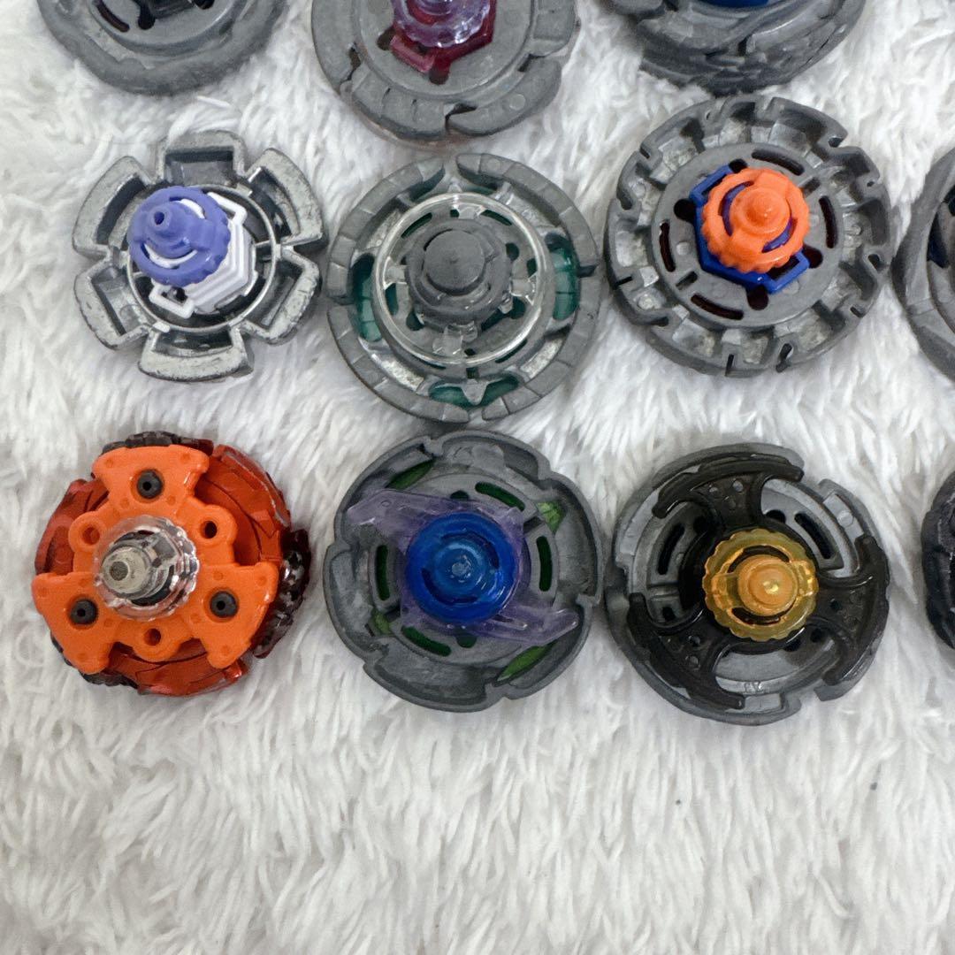 メタルファイトベイブレード 引退品 BEYBRADE 17個 セット まとめ売り