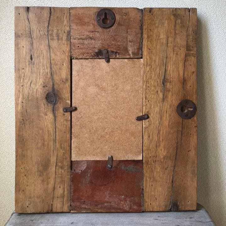 カラフル 古びた手作り額 古物