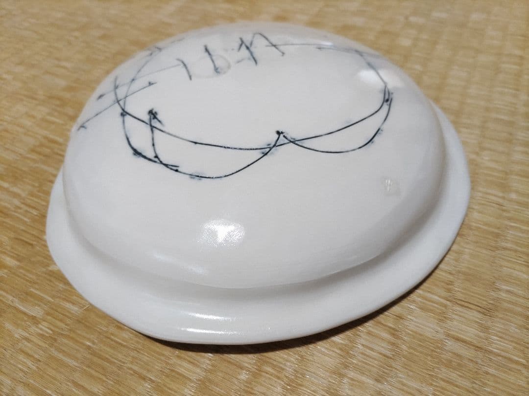 吉川正道　白磁　皿（径21.6×22.8cm）無傷