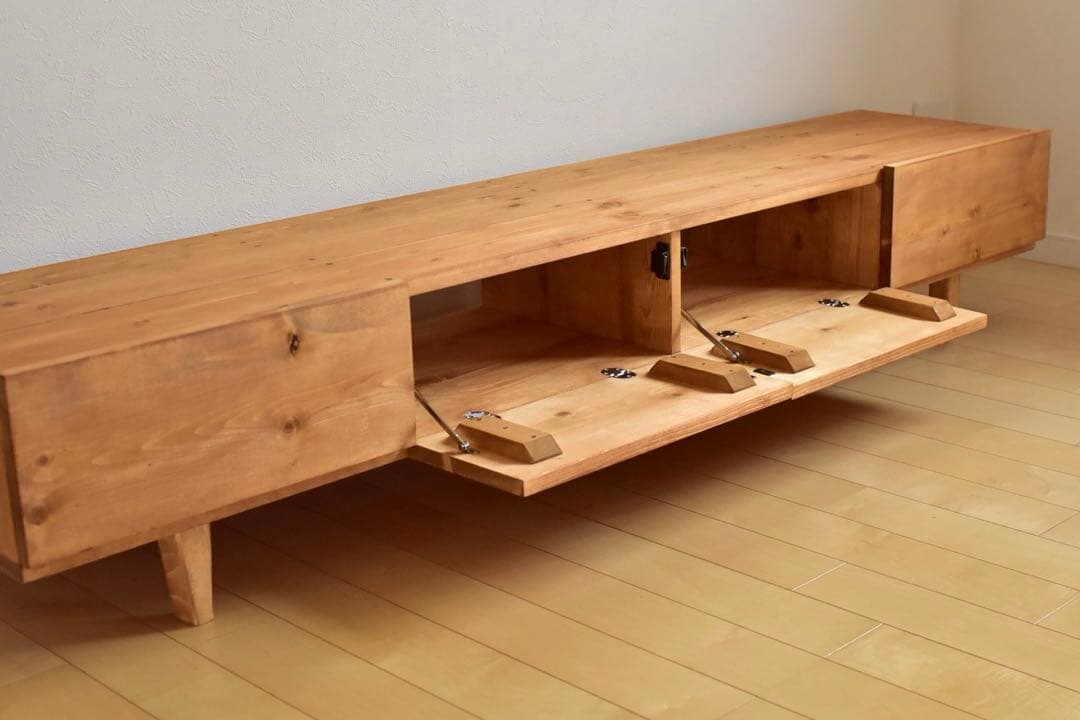 1台限定！直ぐ発送！】テレビボード 200㎝オーク色 TVボード　木脚　北欧風