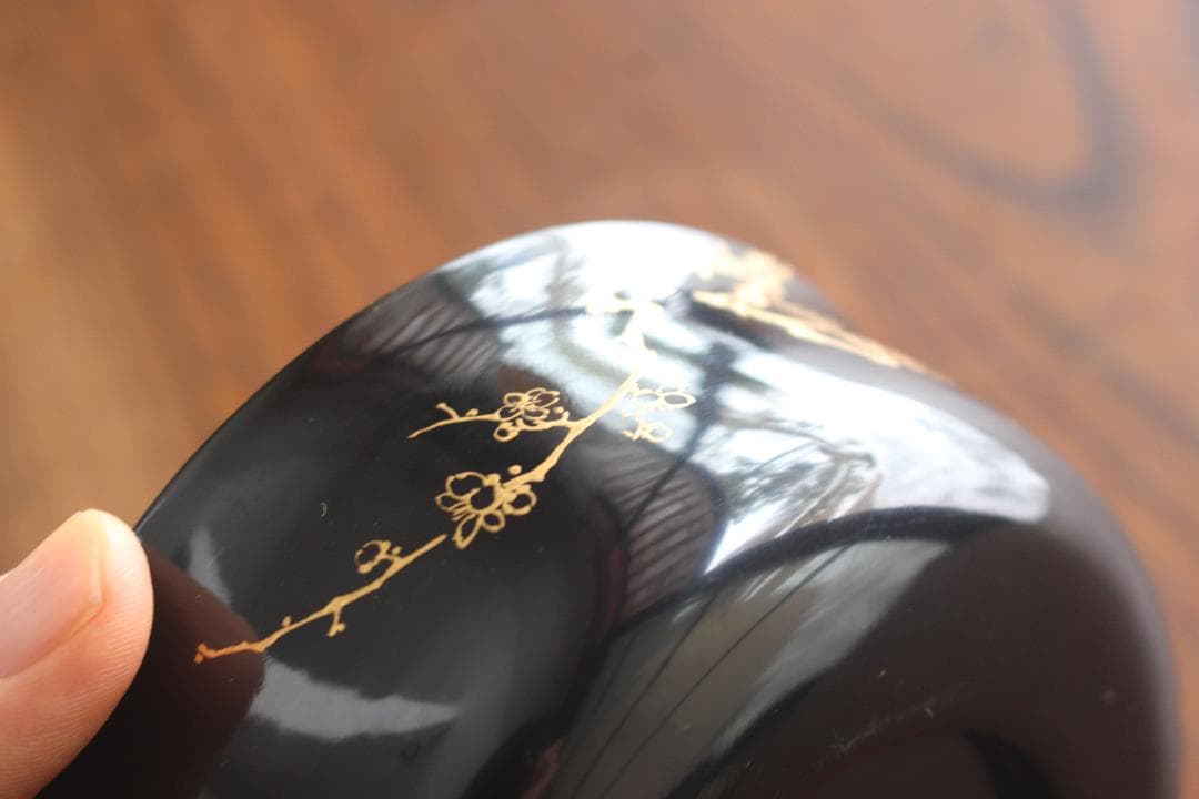 時代逸品！端正な時代黒漆に極上梅蒔絵の映える煮物椀2点（検懐石道具