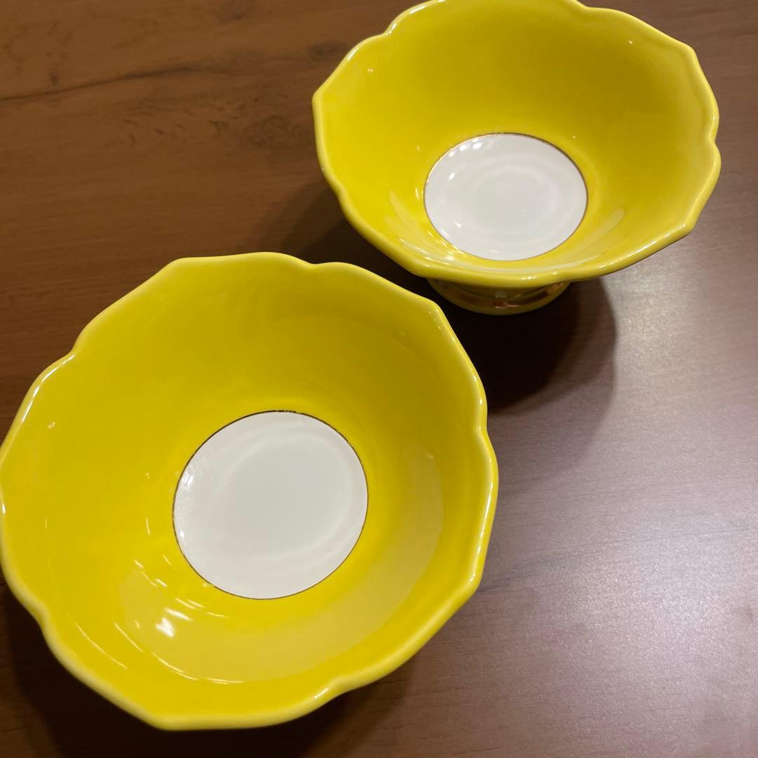 有田焼　青色 放射状模様の皿 グラデーションブルーがとてもキレイで女性に人気です