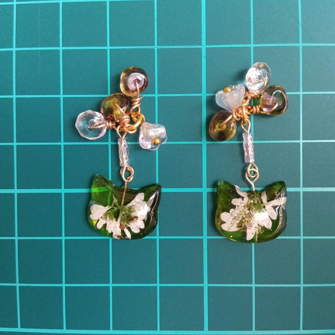 9146 レジン フラワー 猫ちゃん チェコ 水晶 ハンドメイド パーツ