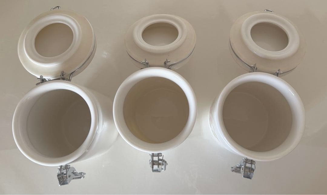 イマンオデット密封瓶３個セット陶器