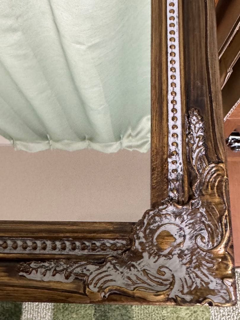 栄進物産株式会社　ウォールミラー　アンティーク調　壁掛けミラー　壁掛け鏡