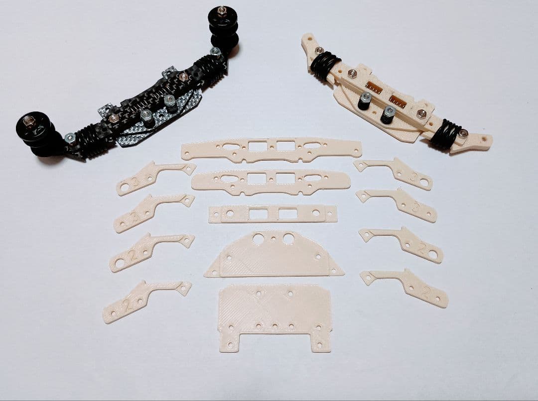 ミニ四駆 13mm ピボット スライド ATバンパー ピボスラ 治具 - メルカリ