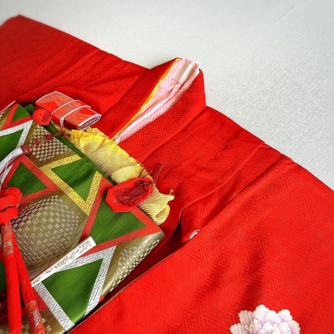 フルセット 七五三 7歳女の子長着＆長襦袢＆帯＆小物　赤　地紋　紗綾形　牡丹　桜