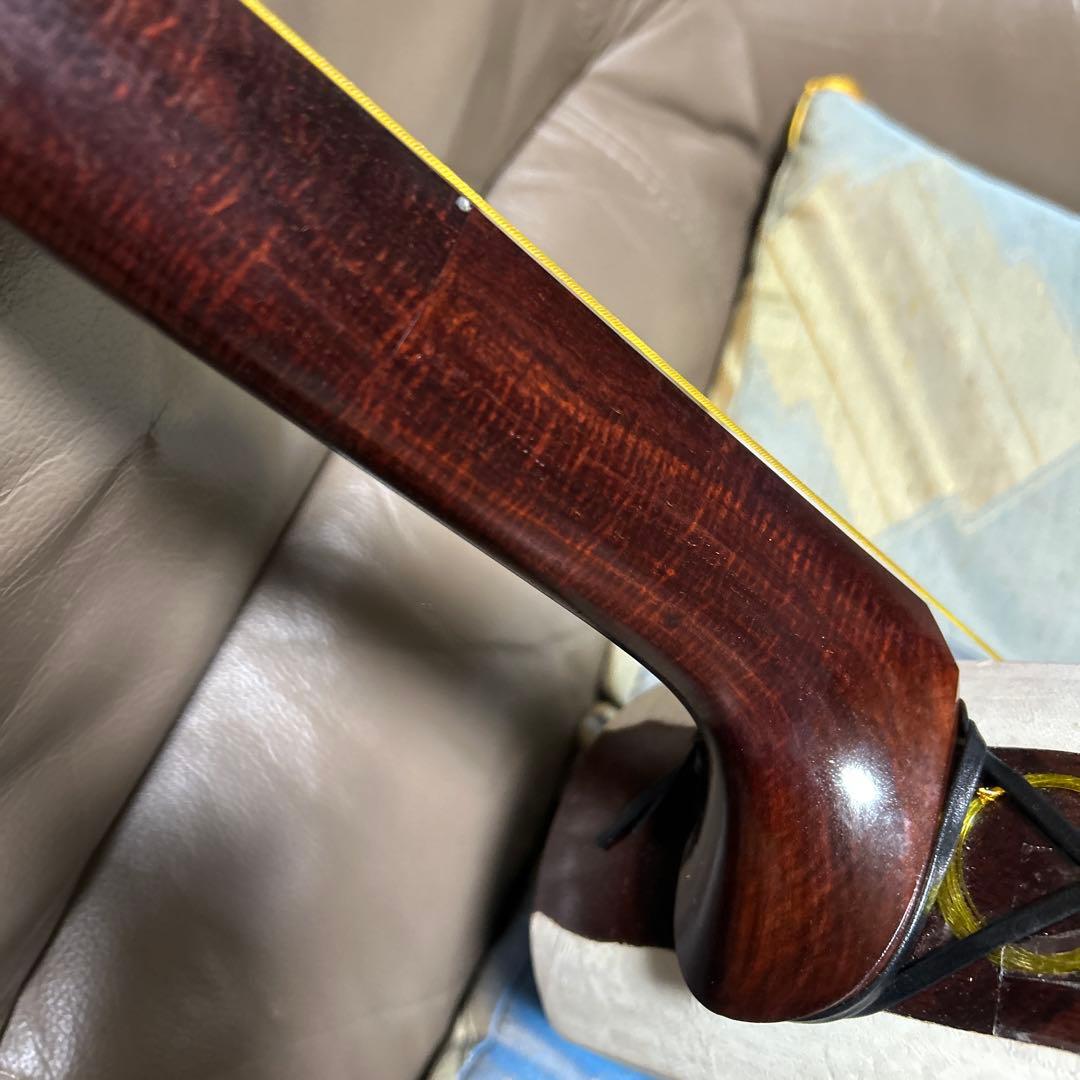 花柄の津軽三味線　太棹　紅木