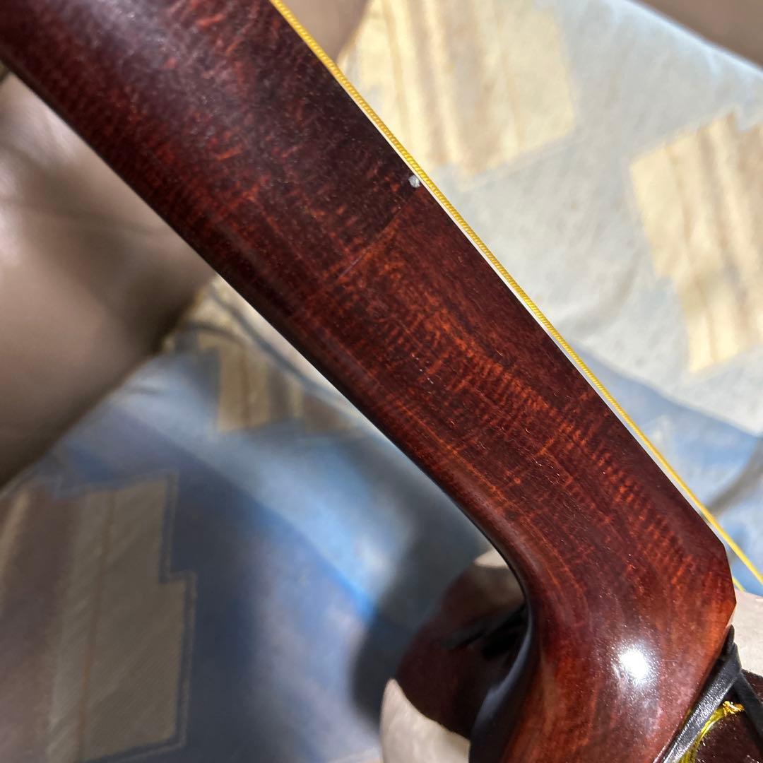 花柄の津軽三味線　太棹　紅木