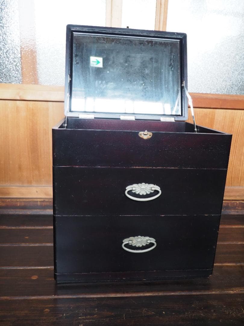 鏡台　鏡付き　引き出し　チェスト　小物入れ　黒漆