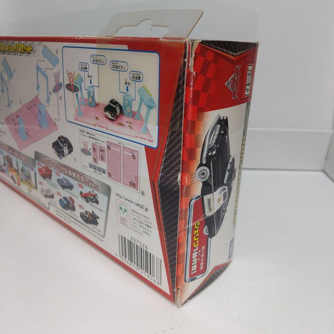 (2514)トミカ カーズ V8カフェ&シェリフセット