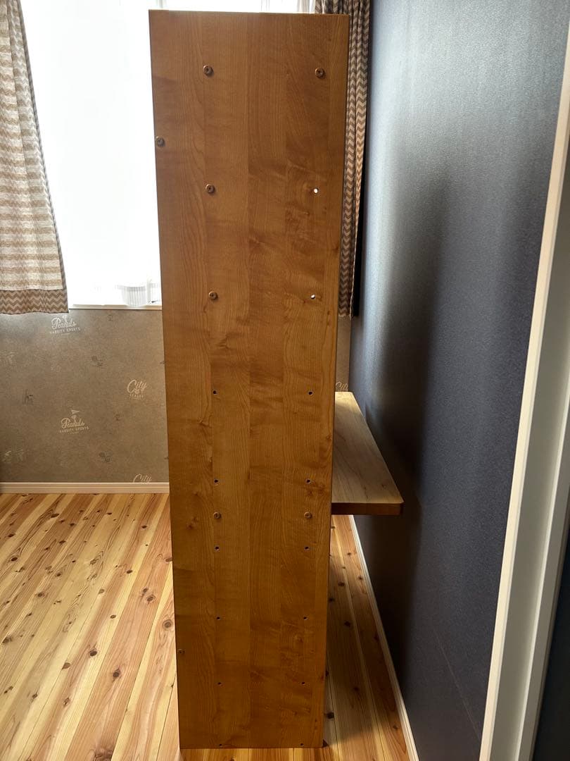 モモナチュラルのデスク