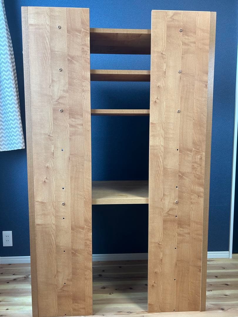 モモナチュラルのデスク