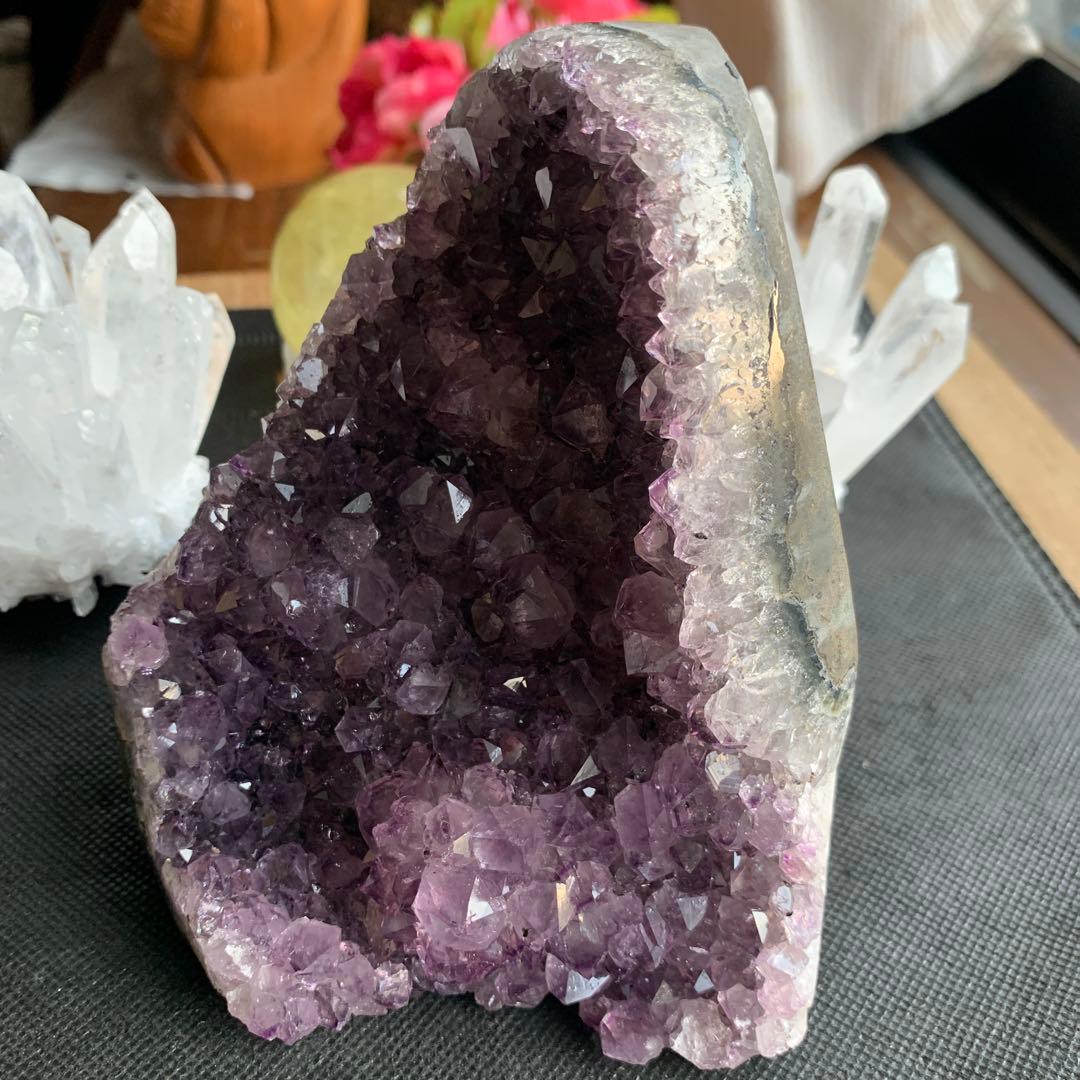 アメジストドーム約1.26kg アメジストクラスター　ジオード　セール価格特価！