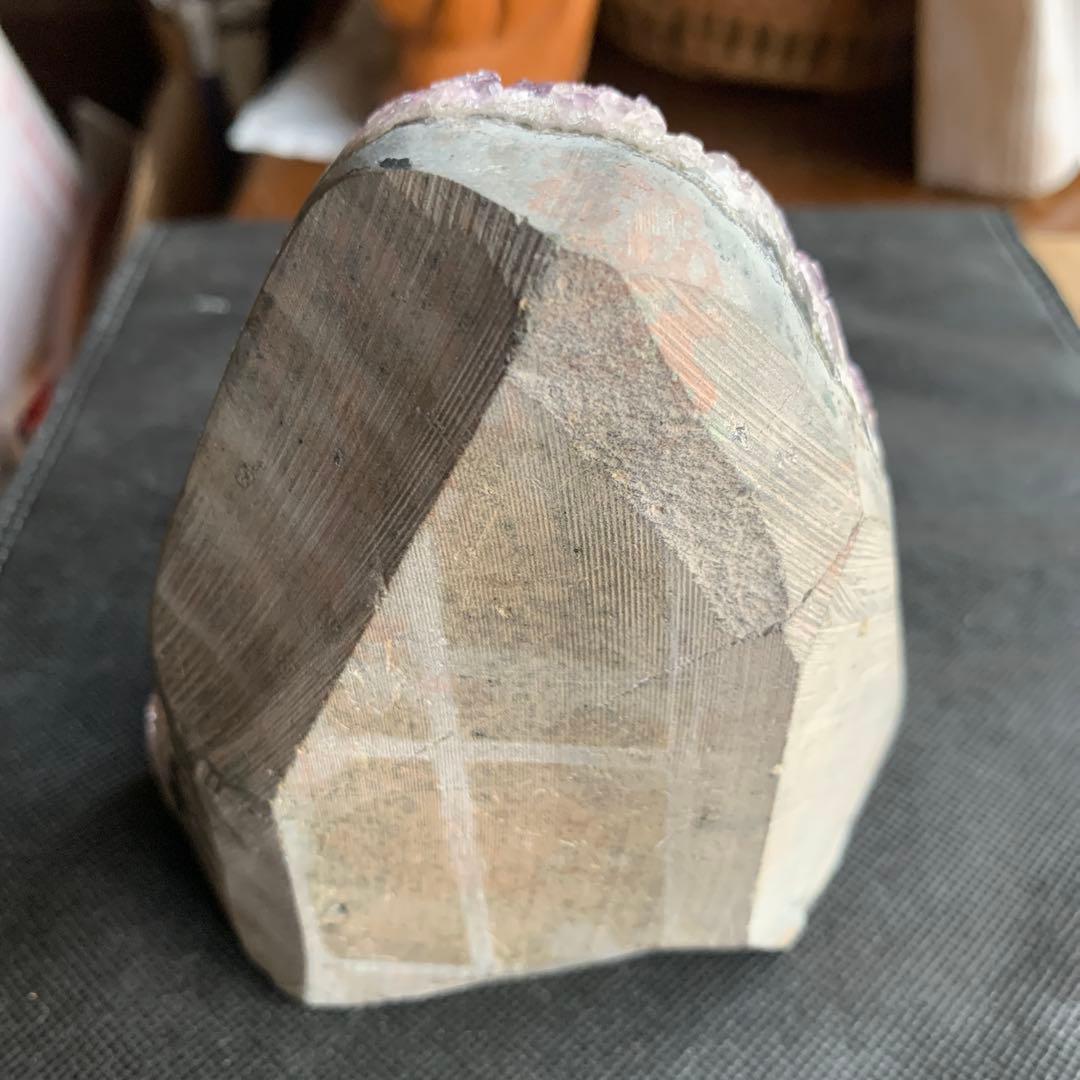 アメジストドーム約1.26kg アメジストクラスター　ジオード　セール価格特価！