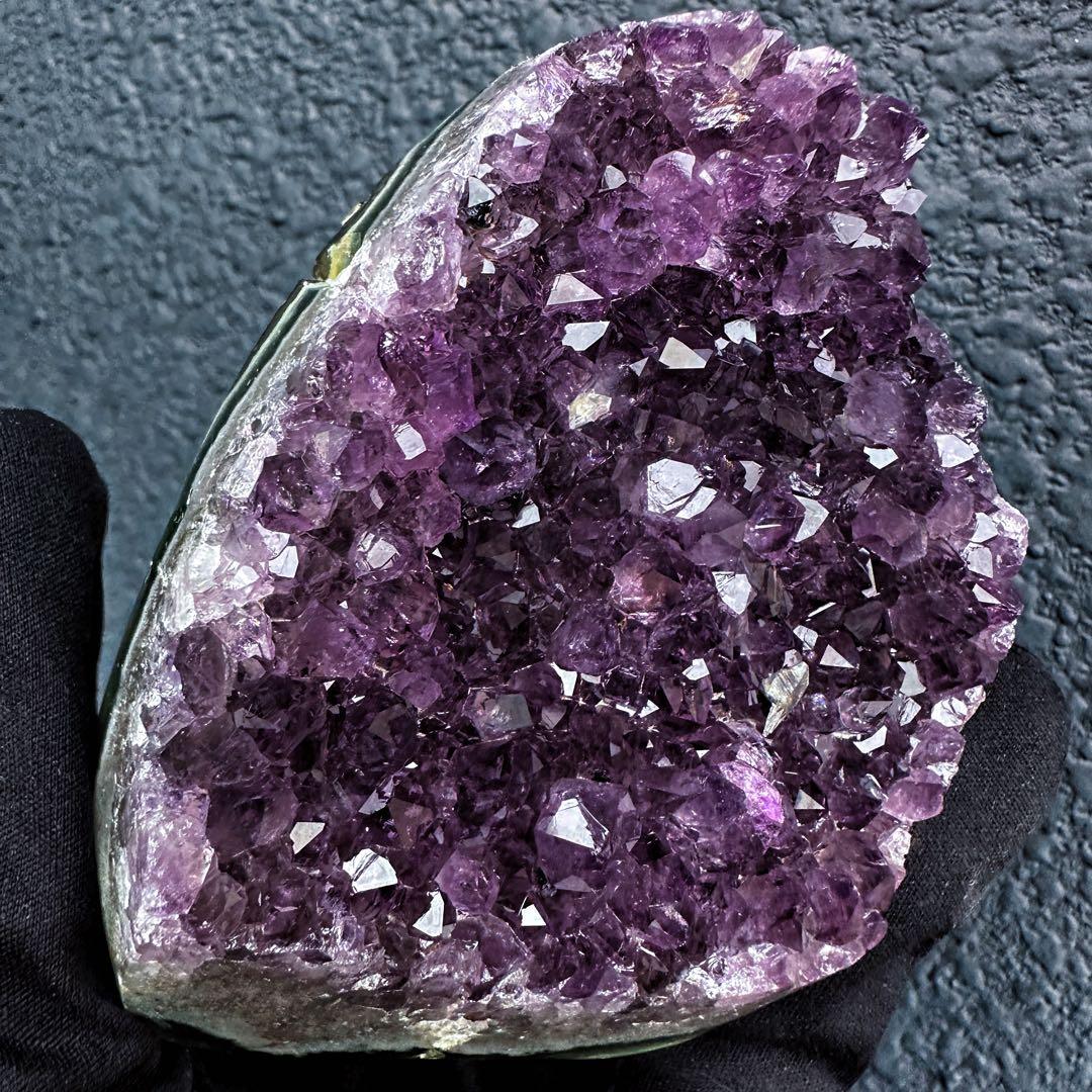 極上別格品❗濃紫の煌めきウルグアイ産☆レインボー☆アメジストクラスターA1346