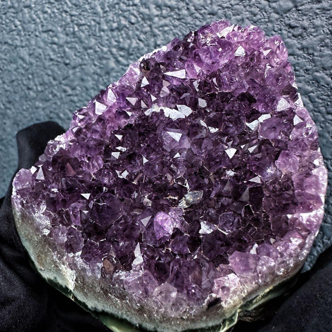 極上別格品❗濃紫の煌めきウルグアイ産☆レインボー☆アメジストクラスターA1346