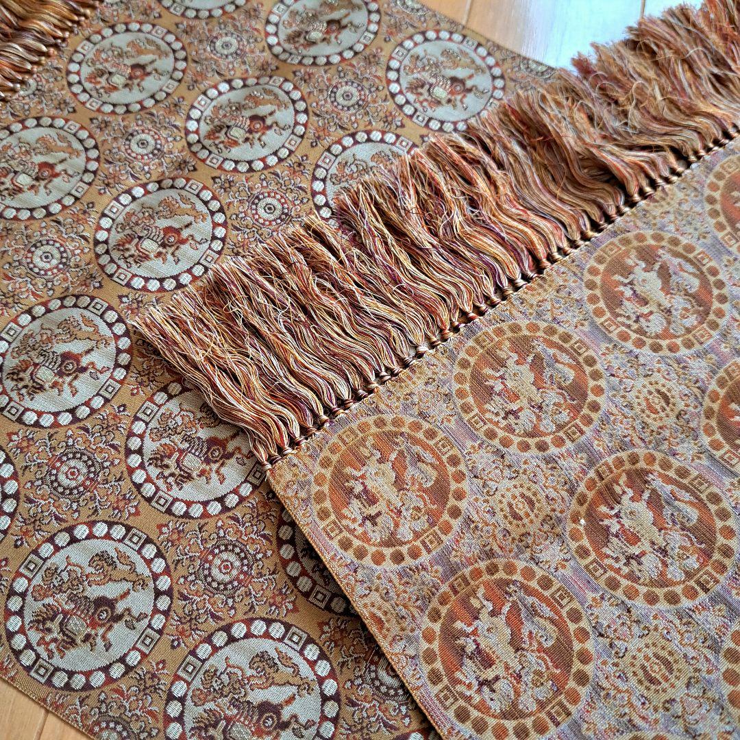 希少 未使用 法隆寺裂 西陣織 敷物 正絹 獅子狩文 テーブル センター