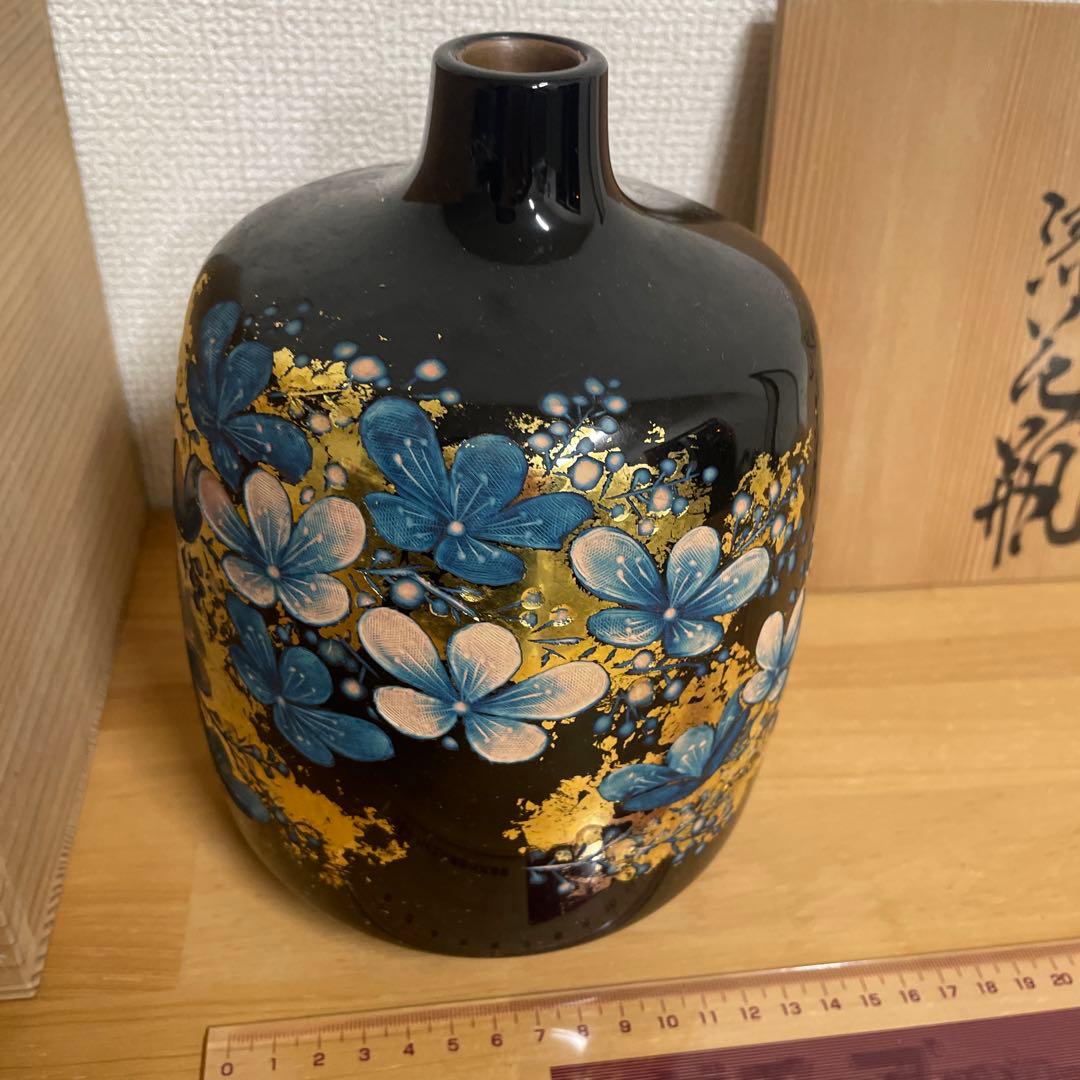 未使用】彫漆飾壺 美之作 花瓶 草花漆花瓶 箱入り 讃岐漆芸 共箱 漆飾