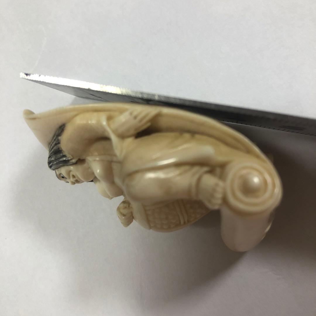 天然素材　鬼彫刻　根付　置物