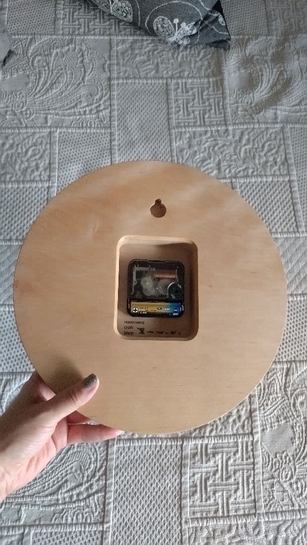 【中古/美品】楓　掛け時計　無垢　木製　丸型　直径26cm　日本製　葉山家具