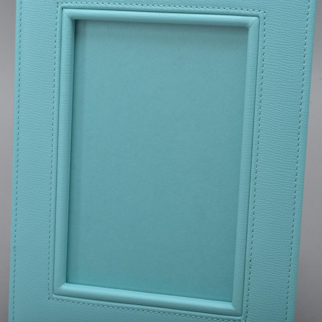 新品 TIFFANY&Co. ティファニー 写真たて フォトフレーム レザー調