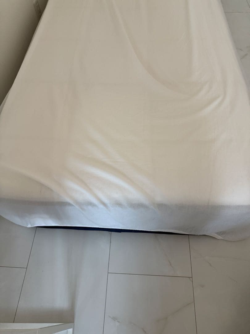 Avenco アベンコ　マットレス　シーツと汗取りパット付き　美品