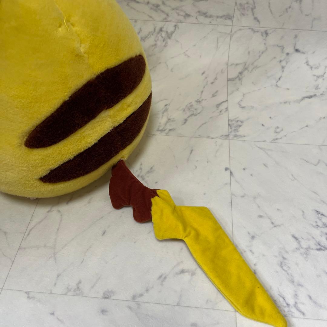 激レア！ tomy 初代 等身大 ピカチュウ ぬいぐるみ - メルカリ