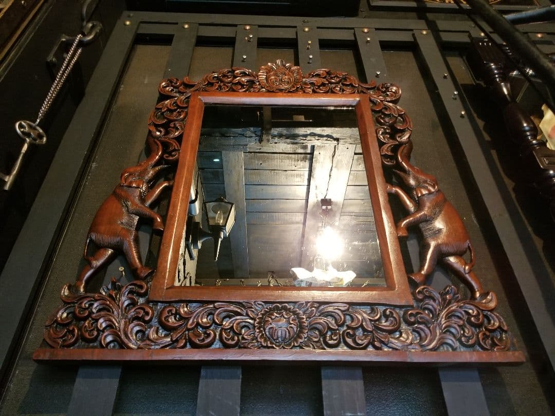 アンティーク　オールド　チーク　透かし彫り　細工　アカンサス　模様　ミラー　鏡